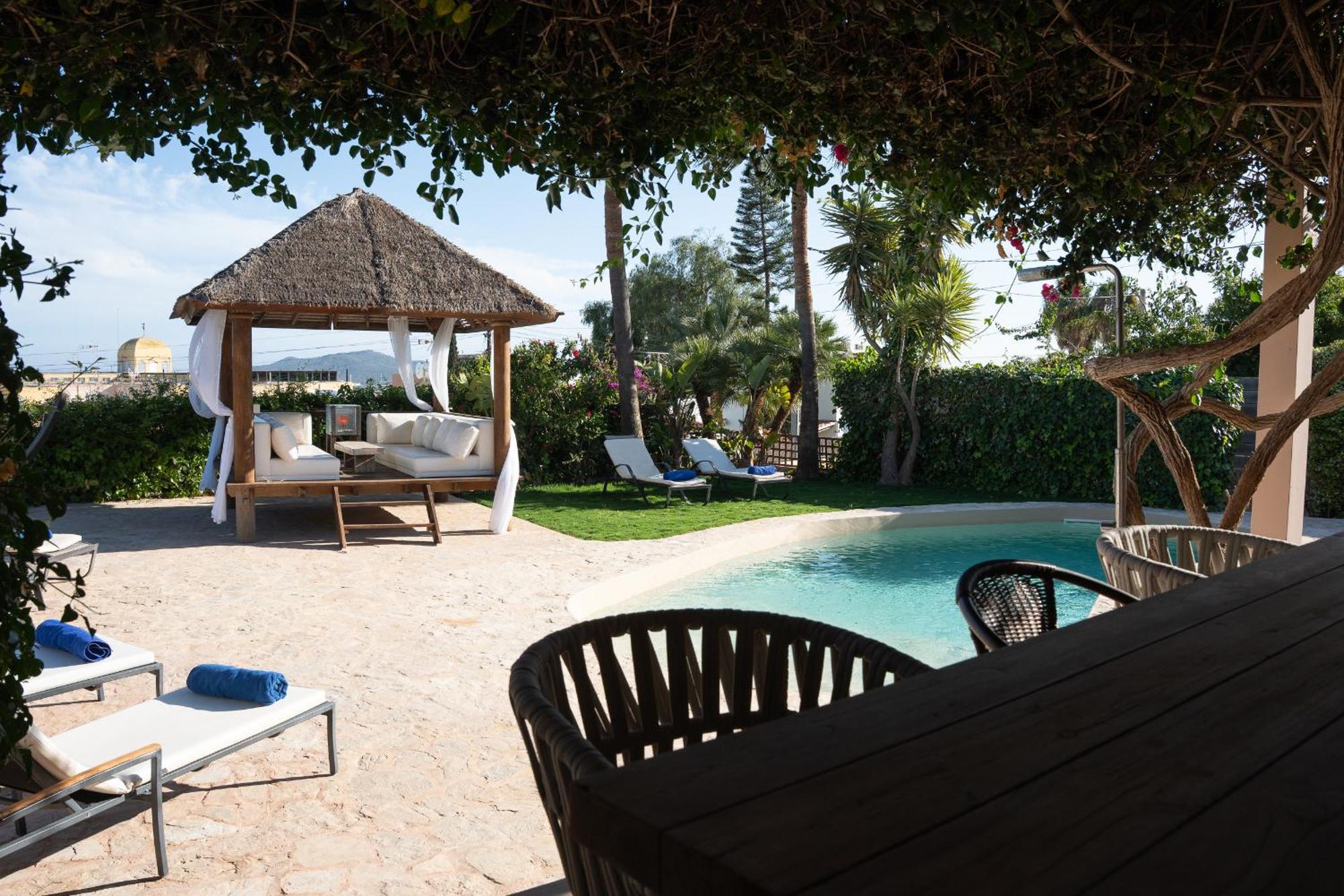 Calyssa Luxury Near Center Villa Ibiza-stad